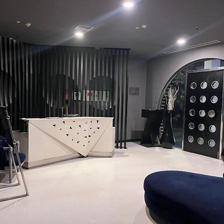 The Toy Hotel Chandīgarh Extérieur photo