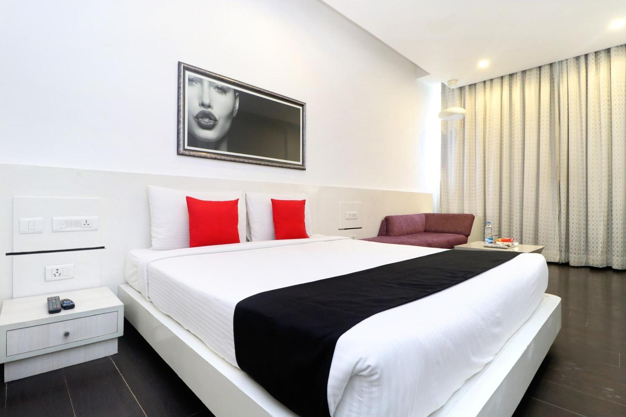 The Toy Hotel Chandīgarh Extérieur photo