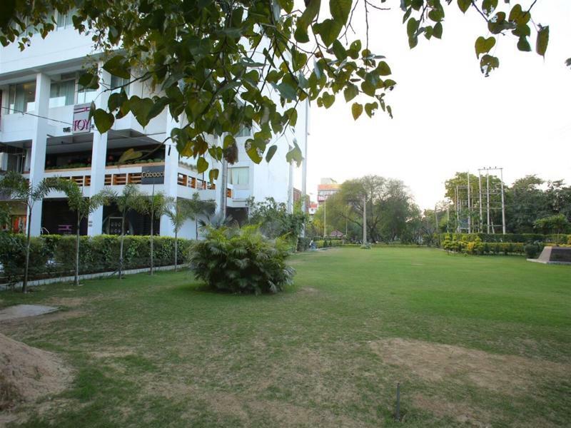 The Toy Hotel Chandīgarh Extérieur photo